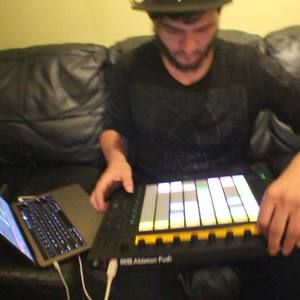 Meet your Posher, Packey